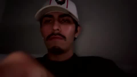 Snapshot of theglorious2002 chatting on November 29, 2025, 2:20 pm theglorious2002 online show from November 29, 2025, 2:20 pm