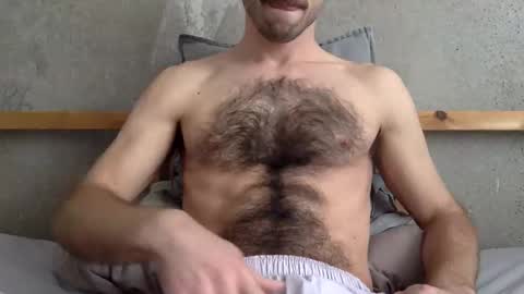 Snapshot of thegoonstuff chatting on November 18, 2025, 9:36 am thegoonstuff online show from November 18, 2025, 9:36 am