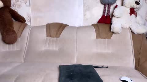 thelittlemermaid20 online show from September 27, 2025, 8:36 pm