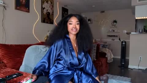 thelovelybrown online show from June 23, 2026, 2:48 pm
