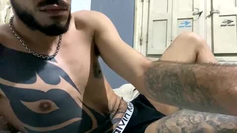 themarttinguyyy online show from December 26, 2024, 4:43 am