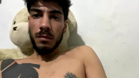 themarttinguyyy online show from September 26, 2025, 3:43 am