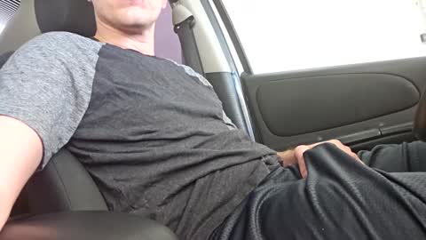 Snapshot of themattryan chatting on January 13, 2025, 10:35 pm Matt Ryan online show from January 13, 2025, 10:35 pm