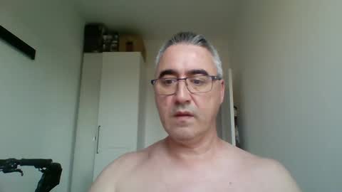 Snapshot of themohican chatting on May 28, 2026, 3:53 pm Themohican online show from May 28, 2026, 3:53 pm