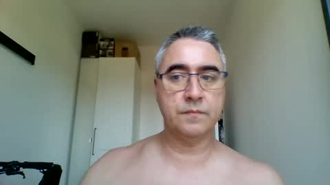 Snapshot of themohican chatting on June 6, 2026, 8:30 am Themohican online show from June 6, 2026, 8:30 am