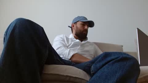 TheMonarchGoat online show from February 4, 2026, 1:28 pm