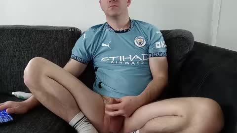 Snapshot of thenakedfootballer chatting on March 7, 2025, 1:40 pm Paulo online show from March 7, 2025, 1:40 pm