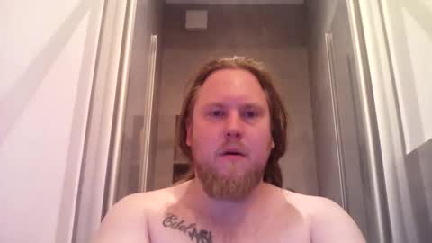 Snapshot of thenewdude1992 chatting on April 5, 2026, 8:28 pm thenewdude1992 online show from April 5, 2026, 8:28 pm