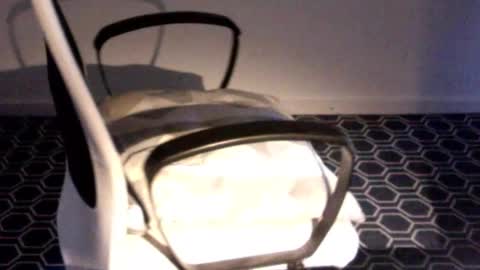 Snapshot of theofficeguy_89 chatting on February 18, 2026, 7:04 am theofficeguy_89 online show from February 18, 2026, 7:04 am