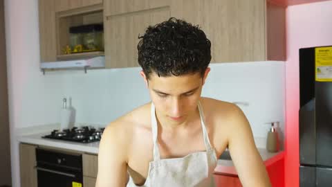 Snapshot of theohawke_ chatting on February 14, 2025, 11:53 pm THEO- MATEO online show from February 14, 2025, 11:53 pm