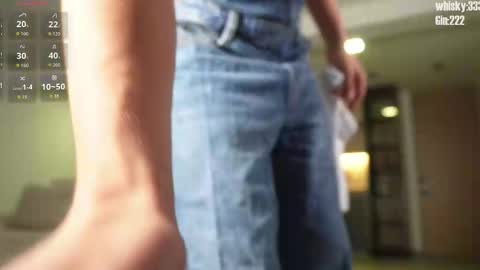  THEO- MATEO  online show from February 18, 2026, 11:11 pm