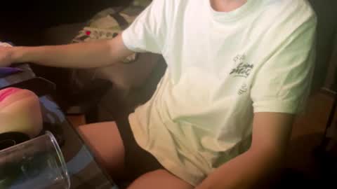 Snapshot of theothede19cm chatting on October 25, 2025, 7:41 pm theothede19cm online show from October 25, 2025, 7:41 pm