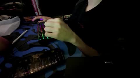 Snapshot of theothede19cm chatting on November 9, 2025, 12:36 pm theothede19cm online show from November 9, 2025, 12:36 pm