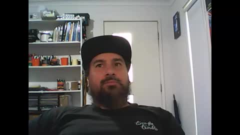 Snapshot of theozbeardguy chatting on December 3, 2024, 3:09 am aussiebeard online show from December 3, 2024, 3:09 am