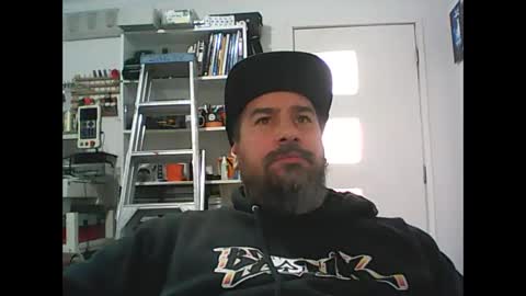 Snapshot of theozbeardguy chatting on September 15, 2025, 1:27 am aussiebeard online show from September 15, 2025, 1:27 am