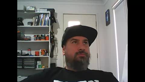 Snapshot of theozbeardguy chatting on October 16, 2025, 1:50 am aussiebeard online show from October 16, 2025, 1:50 am