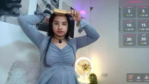 thepeach_ online show from July 13, 2026, 7:27 pm