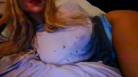 Snapshot of thepeachprincess chatting on December 30, 2024, 9:29 pm the peach princess  online show from December 30, 2024, 9:29 pm