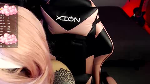 Sara online show from September 10, 2025, 7:58 pm