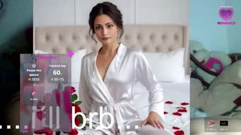 Snapshot of thequeenbella chatting on September 24, 2025, 10:18 am bella saritta online show from September 24, 2025, 10:18 am