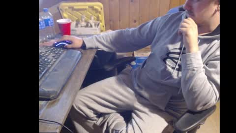 Snapshot of therealbigcheese0695 chatting on October 19, 2025, 5:35 pm therealbigcheese0695 online show from October 19, 2025, 5:35 pm