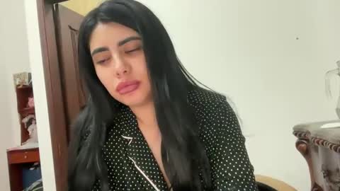 Snapshot of therealcamilabaddie chatting on January 12, 2025, 6:39 am therealcamilabaddie online show from January 12, 2025, 6:39 am