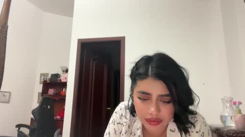 Snapshot of therealcamilabaddie chatting on March 1, 2025, 9:18 am therealcamilabaddie online show from March 1, 2025, 9:18 am