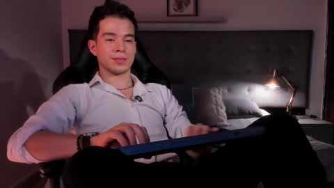     4th  online show from October 29, 2025, 4:53 pm
