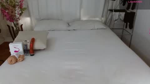 therockalejandro online show from April 7, 2026, 2:39 pm