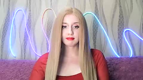 Rose online show from April 21, 2026, 8:44 pm