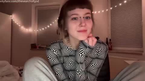 LISA                                            online show from April 1, 2026, 6:27 pm