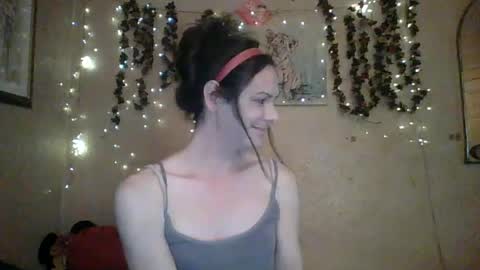 sillymillie0 online show from July 7, 2026, 12:02 am