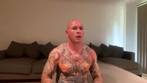 Snapshot of thetattooed chatting on December 13, 2024, 2:32 am The tattooed online show from December 13, 2024, 2:32 am