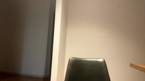 Snapshot of thetattooed chatting on December 16, 2024, 8:20 am The tattooed online show from December 16, 2024, 8:20 am