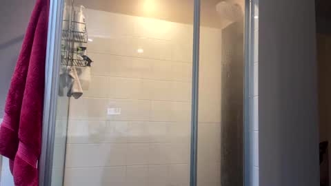 Snapshot of thetattooed chatting on January 17, 2025, 8:56 am The tattooed online show from January 17, 2025, 8:56 am