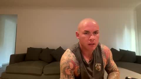 Snapshot of thetattooed chatting on January 20, 2025, 8:09 am The tattooed online show from January 20, 2025, 8:09 am