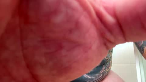 Snapshot of thetattooed chatting on September 18, 2025, 4:14 am The tattooed online show from September 18, 2025, 4:14 am