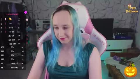 Snapshot of thetrixy chatting on October 29, 2025, 9:11 am The Great And Powerful Trixie online show from October 29, 2025, 9:11 am