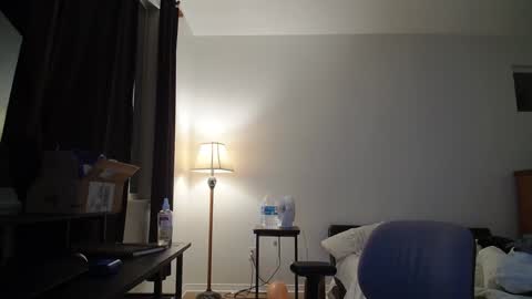 Snapshot of theufcfan_8181 chatting on December 4, 2024, 3:59 am troy online show from December 4, 2024, 3:59 am