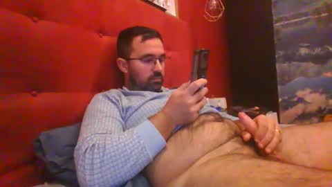 Snapshot of theviper1990 chatting on January 23, 2025, 10:54 pm Carlos1990 online show from January 23, 2025, 10:54 pm