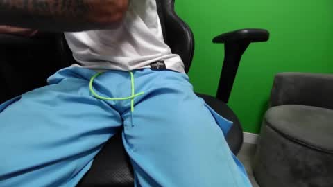 Snapshot of thevulvaaddict chatting on June 8, 2026, 7:25 pm TheVulvaAddict aka kuruptxxx online show from June 8, 2026, 7:25 pm