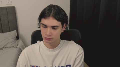 thiaan__ online show from December 21, 2024, 12:53 am