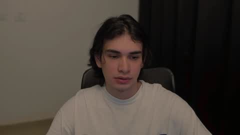 thiaan__ online show from January 28, 2025, 1:50 am