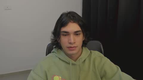 thiaan__ online show from March 11, 2025, 1:26 am