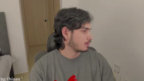 thiaan__ online show from September 22, 2025, 2:57 am