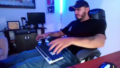 thiago_420 online show from May 15, 2026, 10:50 pm