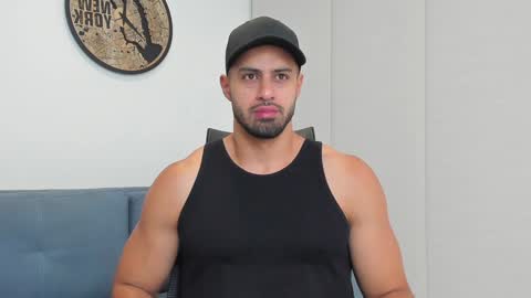 thiago_driussi online show from January 11, 2025, 12:55 am