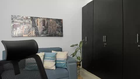 thiago_driussi online show from December 16, 2025, 11:26 am