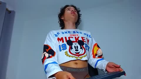 Thiago online show from January 6, 2025, 10:05 pm