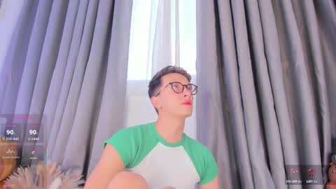 SanThiago online show from September 20, 2025, 9:38 pm